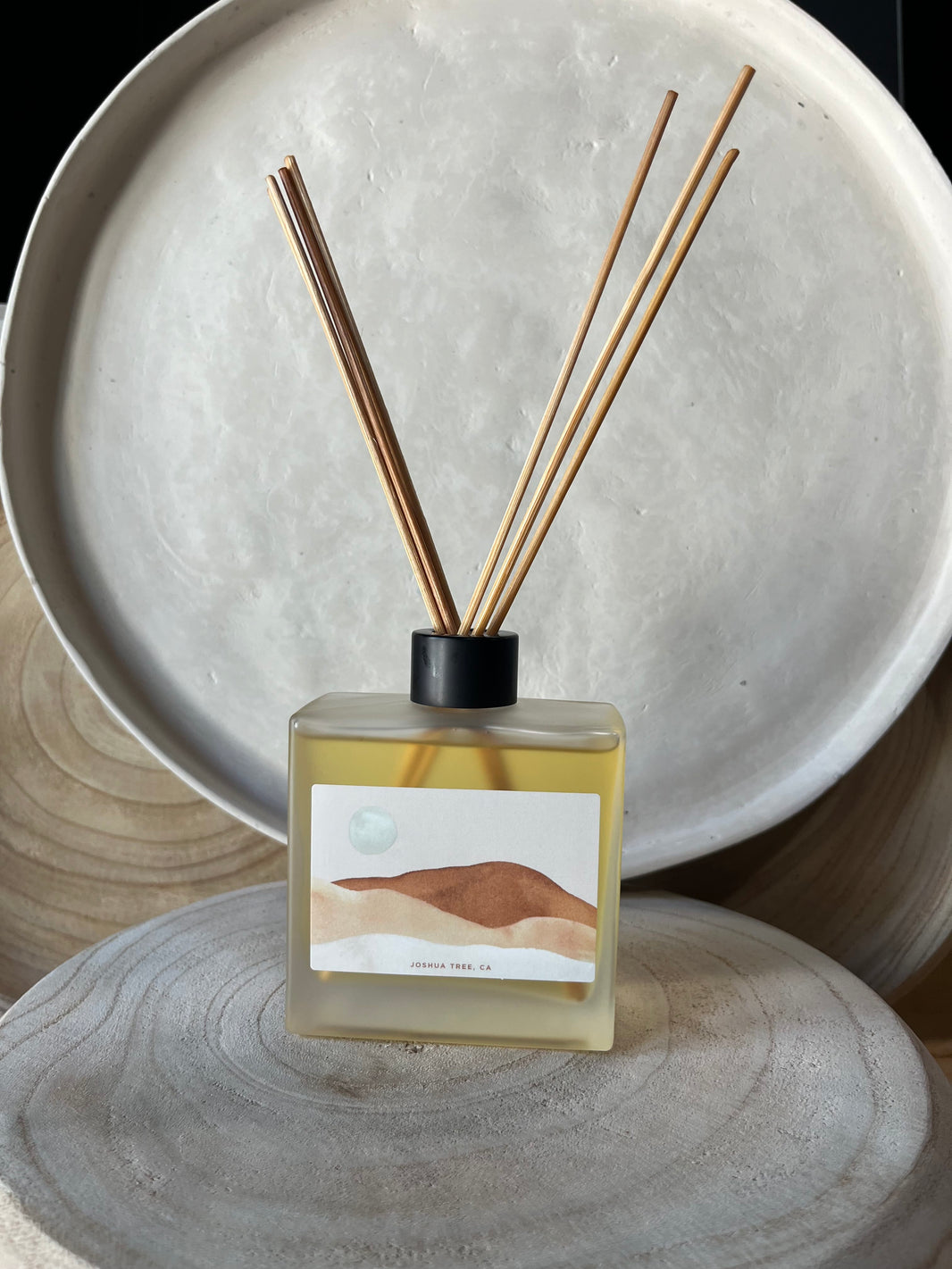 The Rustic House Candles Roaming Travelers Bonfire Reed Diffuser