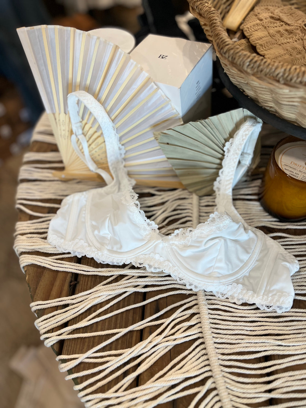 Free People Bras White / 32B Charlie Lace Plunge Underwire Bra
