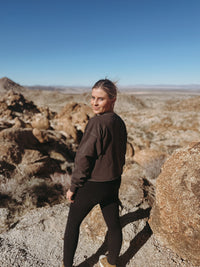 Roaming Travelers Sweatshirts Roaming Desert Vibes Crop